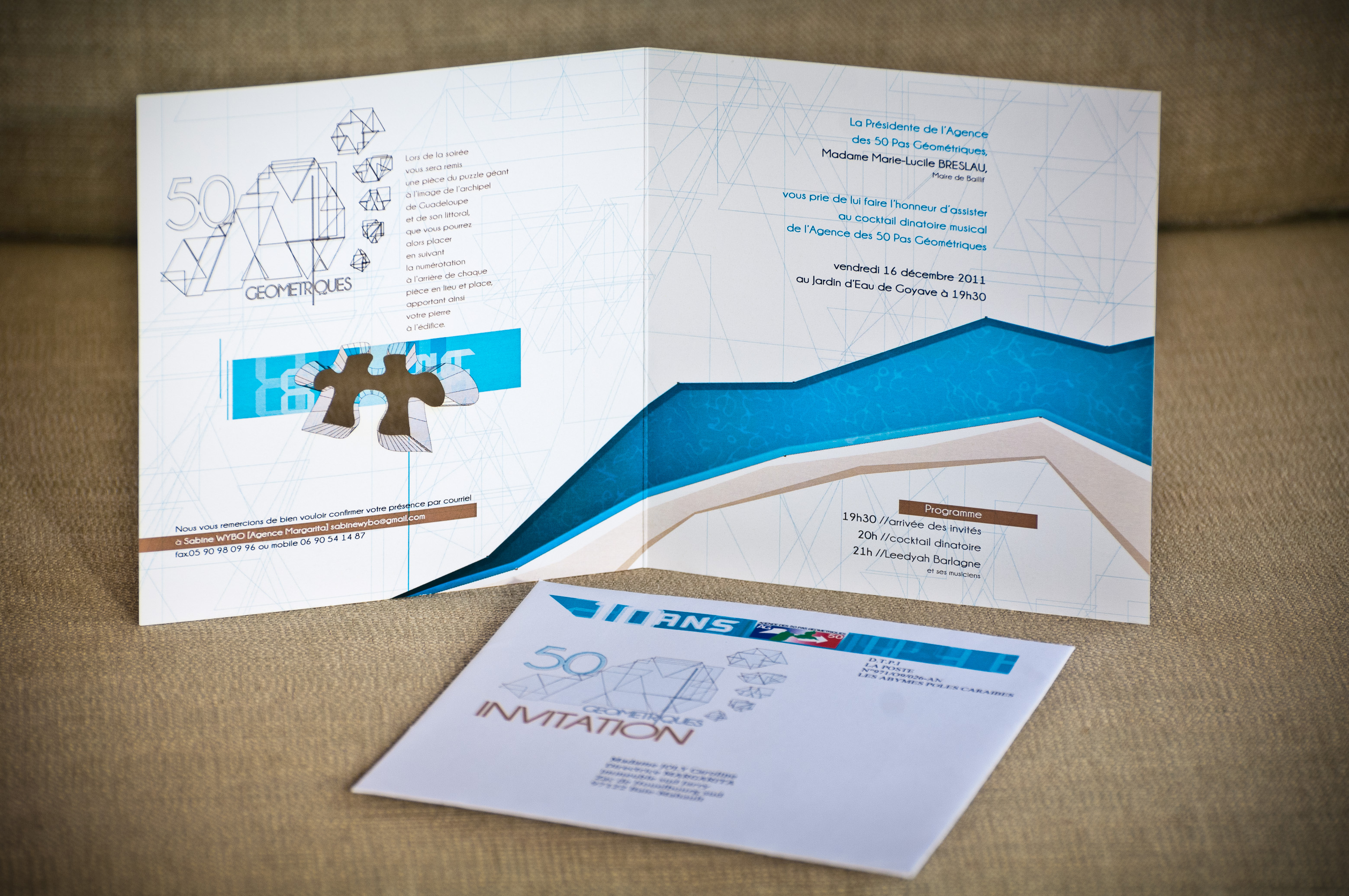 Carton d'invitation.