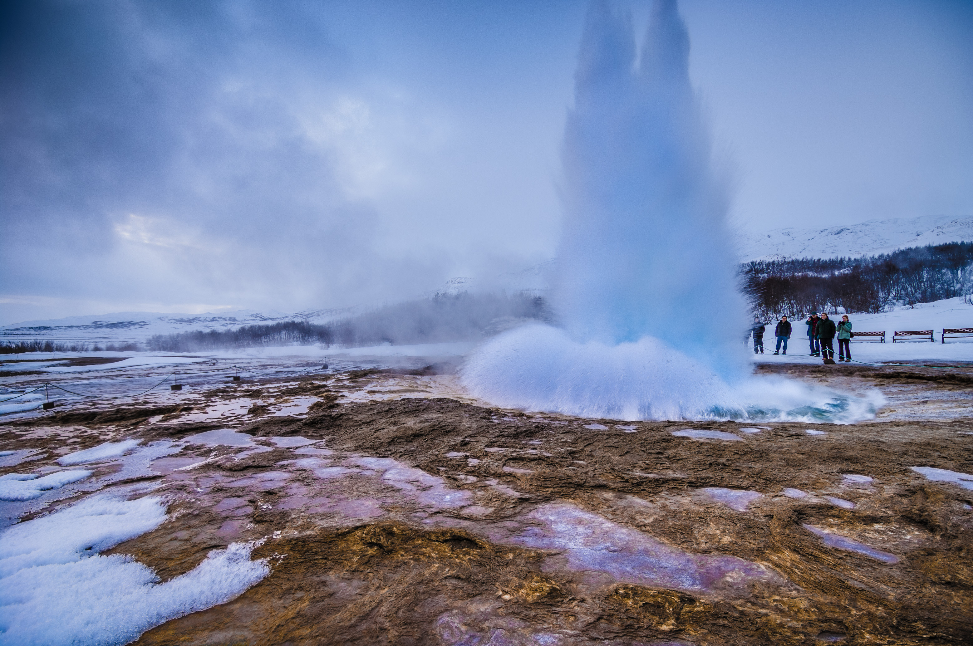L'Islande en hiver : découvrez aussi notre "Carnet d'Islande" [édition] et le reportage paru dans Grands Reportages magazine #328 / Photos : Aurélien BRUSINI