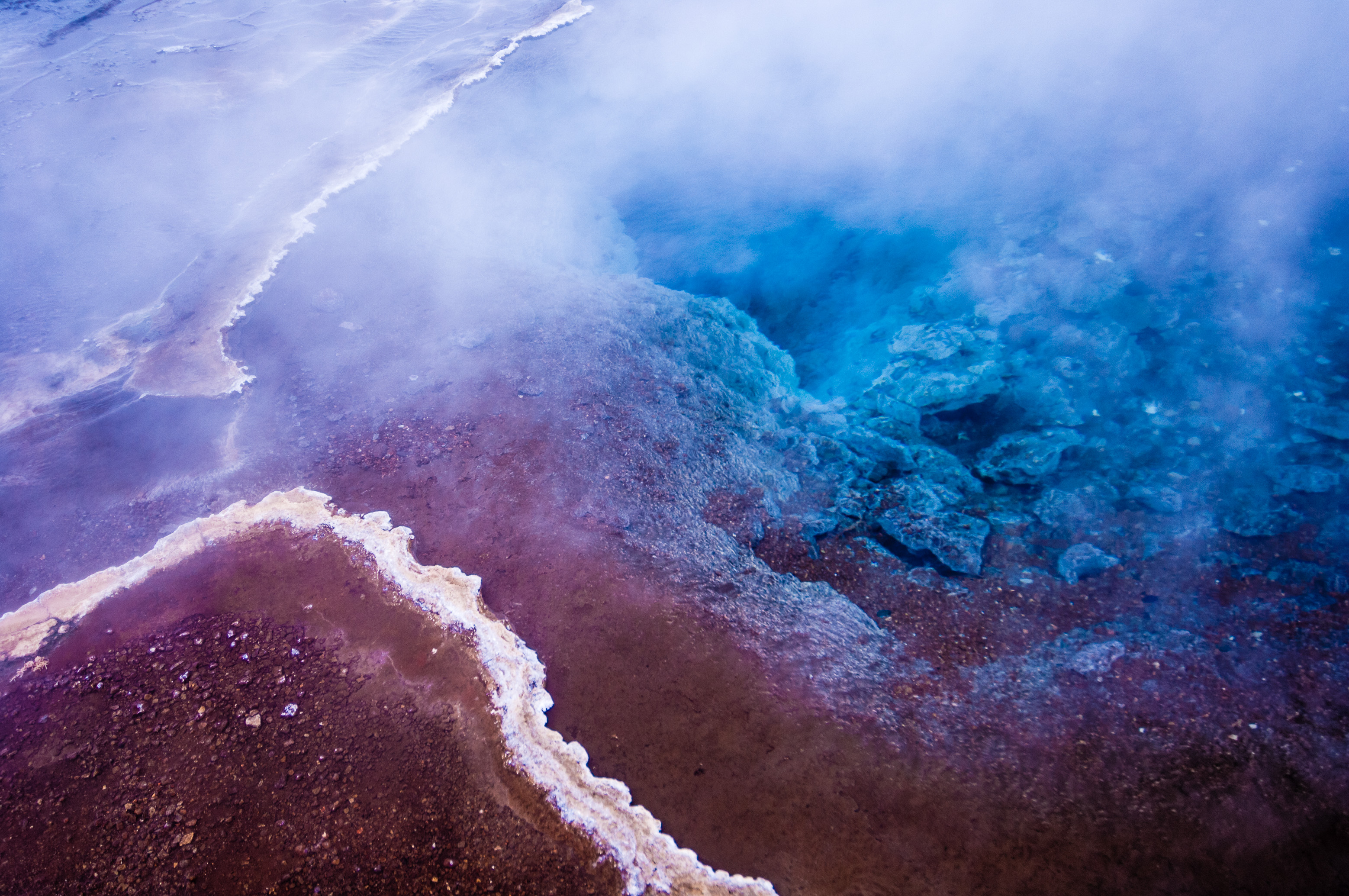 L'Islande en hiver : découvrez aussi notre "Carnet d'Islande" [édition] et le reportage paru dans Grands Reportages magazine #328 / Photos : Aurélien BRUSINI