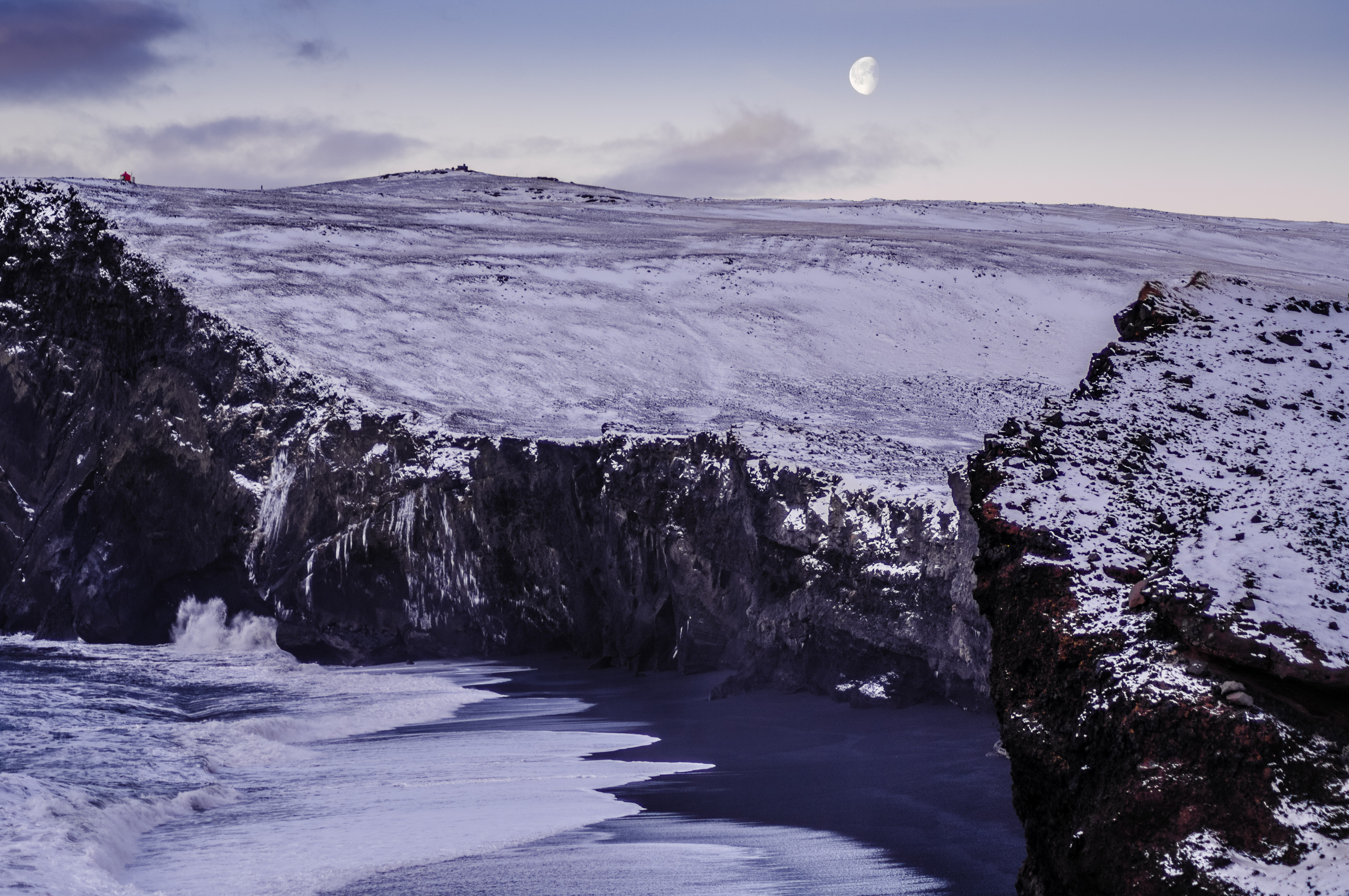 L'Islande en hiver : découvrez aussi notre "Carnet d'Islande" [édition] et le reportage paru dans Grands Reportages magazine #328 / Photos : Aurélien BRUSINI