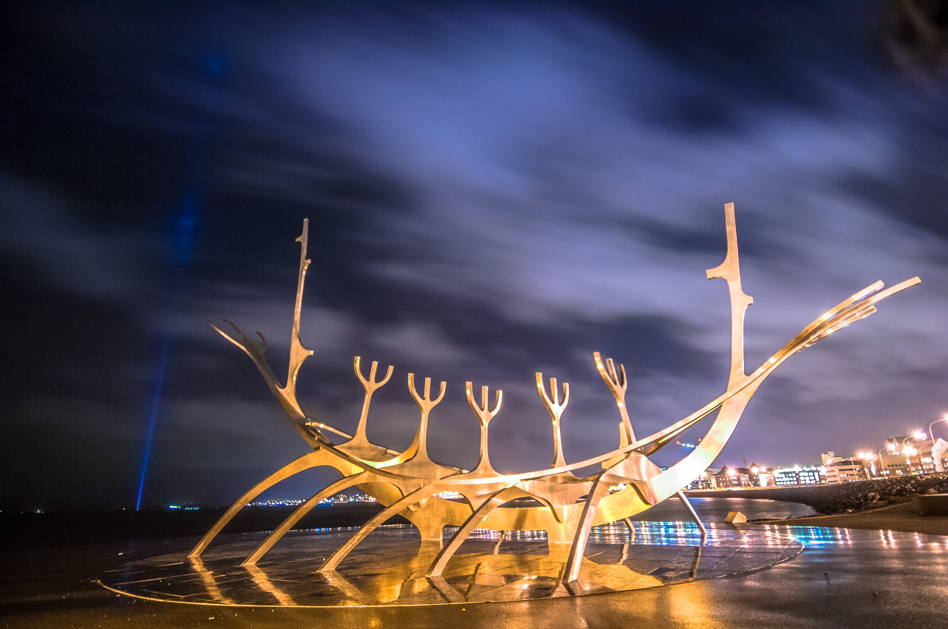 L'Islande en hiver : découvrez aussi notre "Carnet d'Islande" [édition] et le reportage paru dans Grands Reportages magazine #328 / Photos : Aurélien BRUSINI