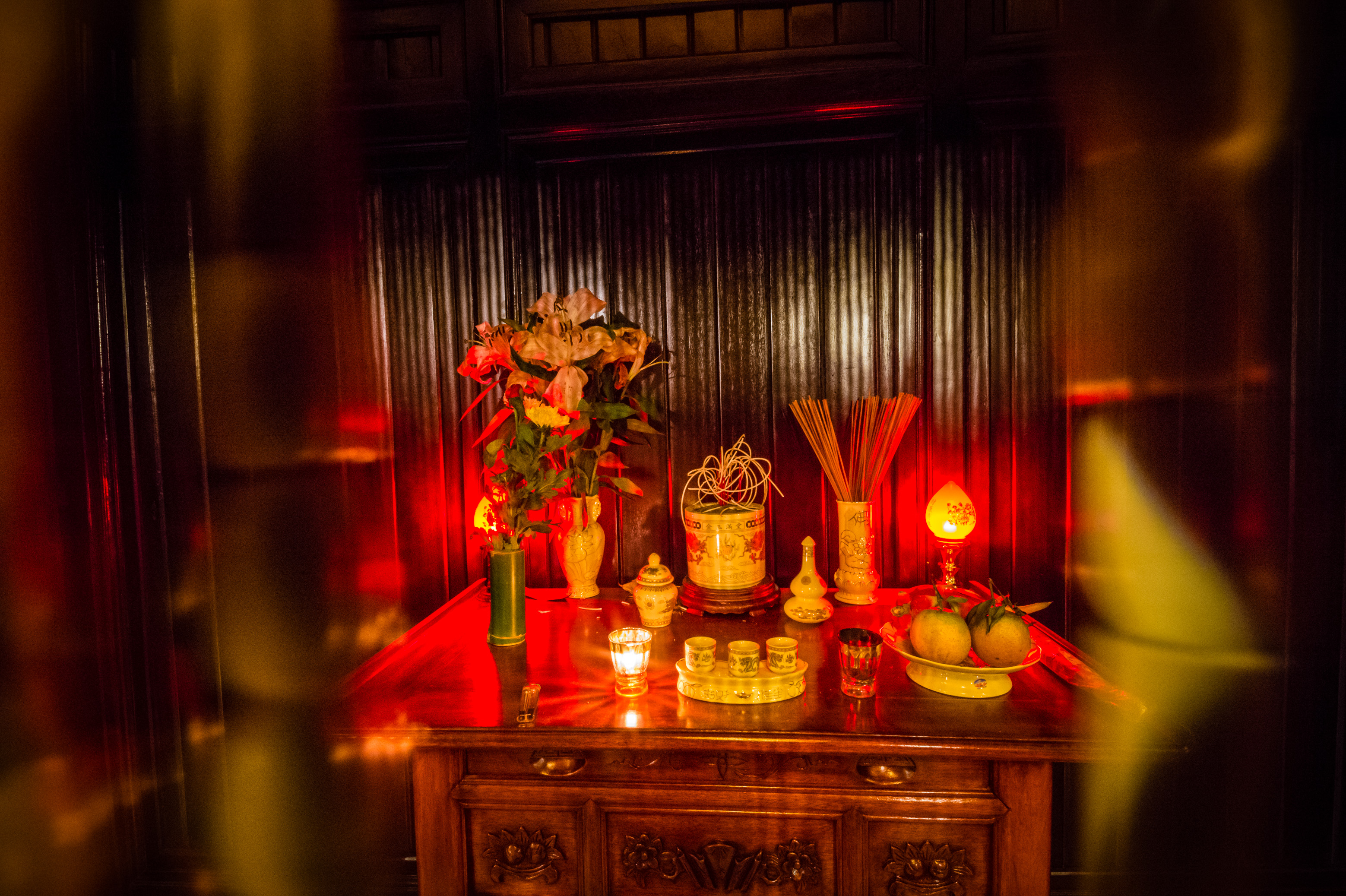 Asie du Sud-Est, Việt Nam, province de Mai Châu, autel du personnel au Mai Chau écolodge, premier écolodge de luxe du pays // Southeast Asia, Viet Nam, Mai Chau province, altar of staff at Mai Chau Ecolodge first luxury ecolodge of the country