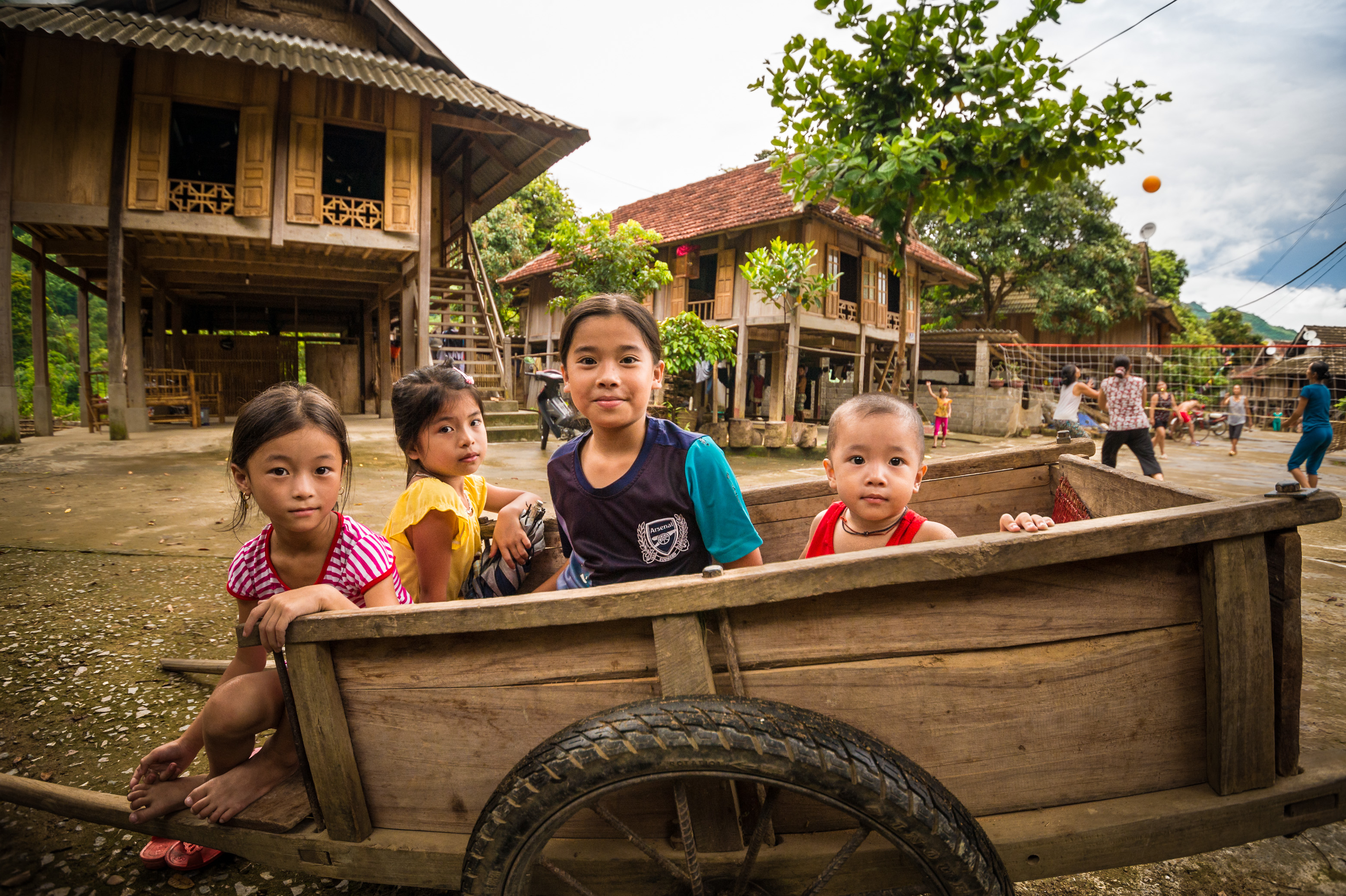 Asie du Sud-Est, Việt Nam, province de Mai Châu, village de Thaï blanc (Thai Dam) dans la vallée de Mai Châu // Southeast Asia, Viet Nam, Mai Chau province, village of white Thai (Thai Dam) in the Mai Chau valley