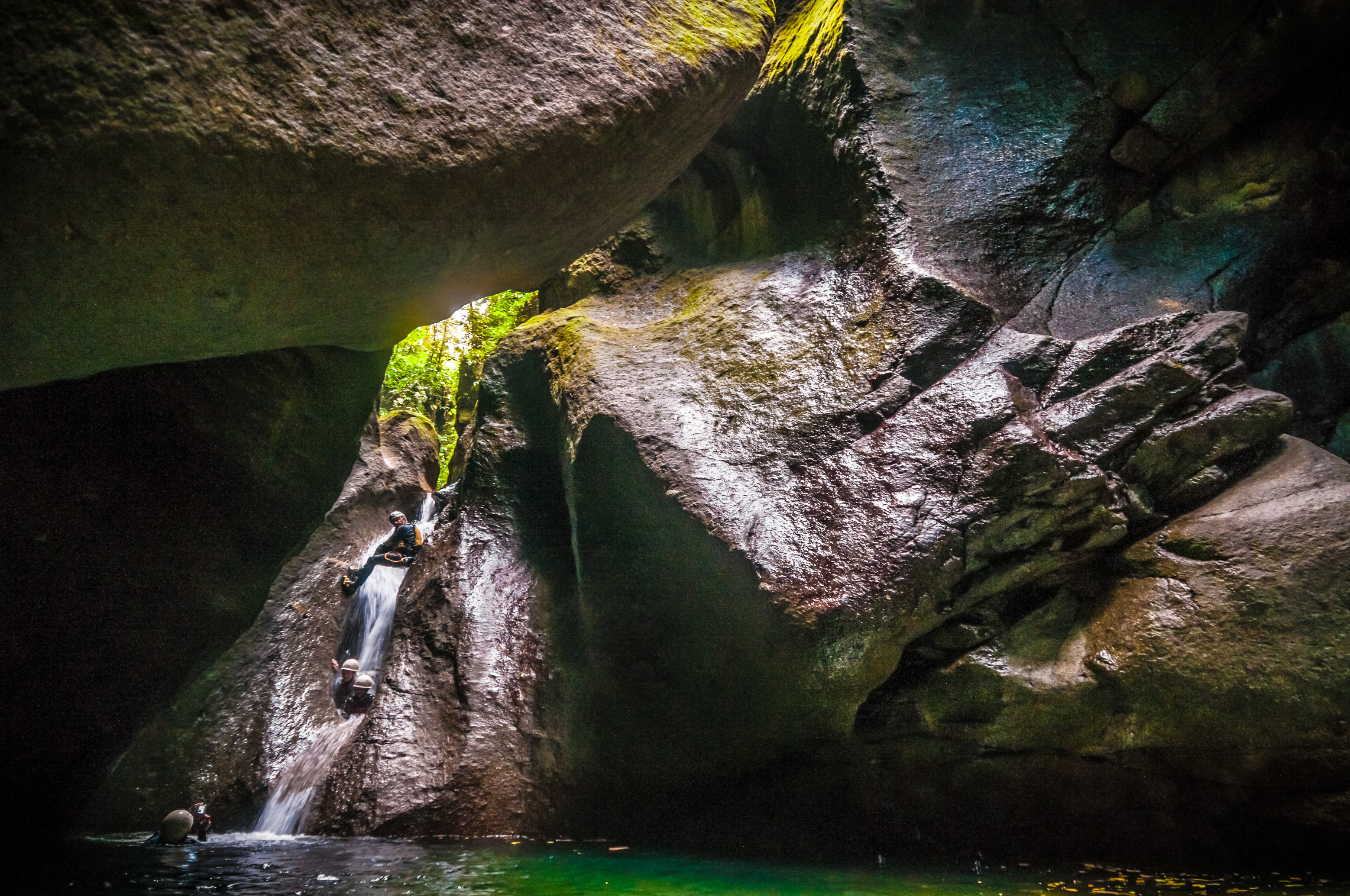 La Dominique, monts et merveilles en terre Kalinago / Découvrez le reportage dans Animan magazine #179 - Textes & photos Aurélien BRUSINI