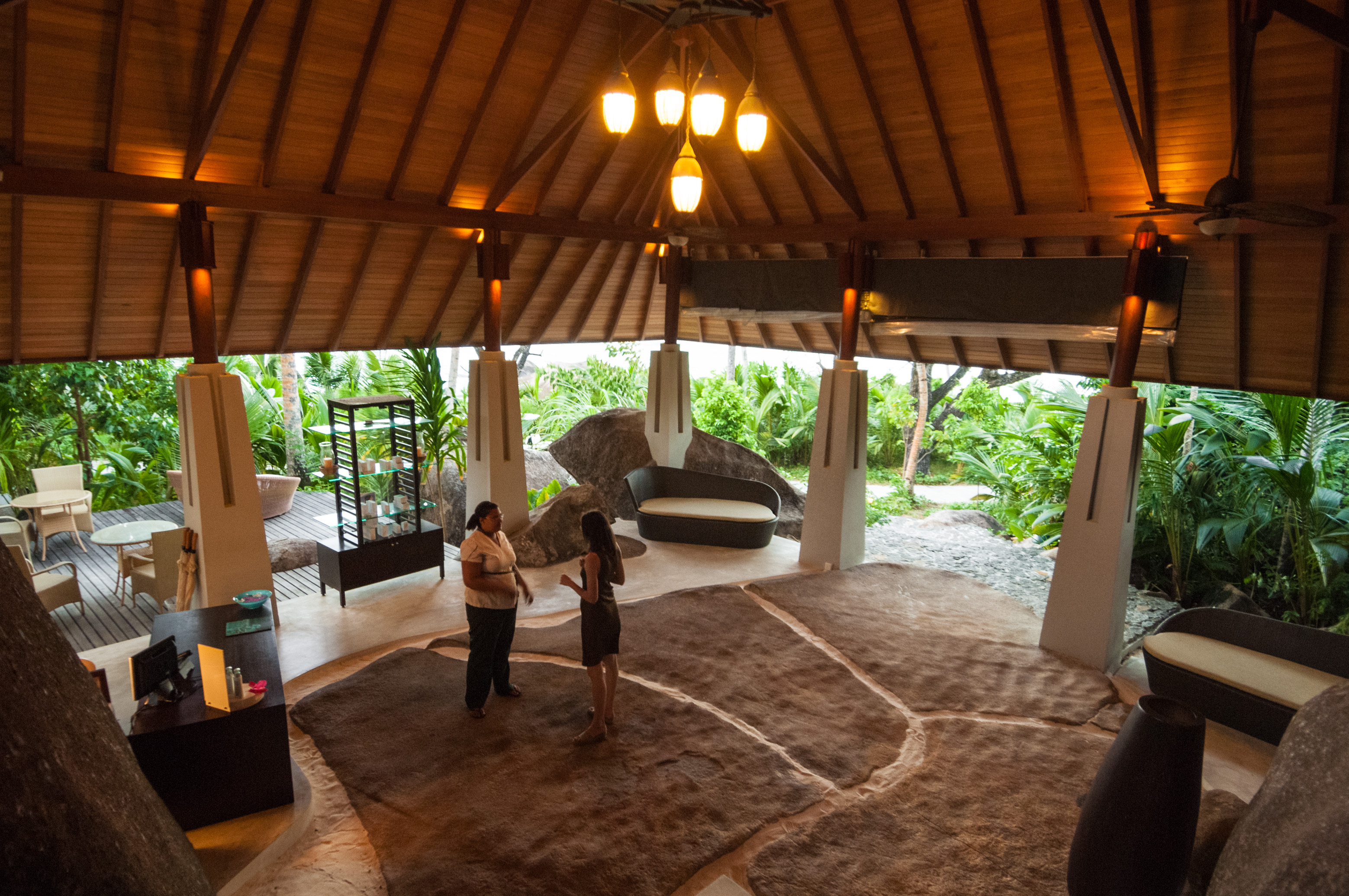 Seychelles, océan Indien, île de Silhouette, Hilton Seychelles Labriz Resort & Spa, réception du spa, MR PR non // Seychelles, Indian Ocean, Silhouette Island, Hilton Seychelles Labriz Resort & Spa, the spa reception, MR PR no
