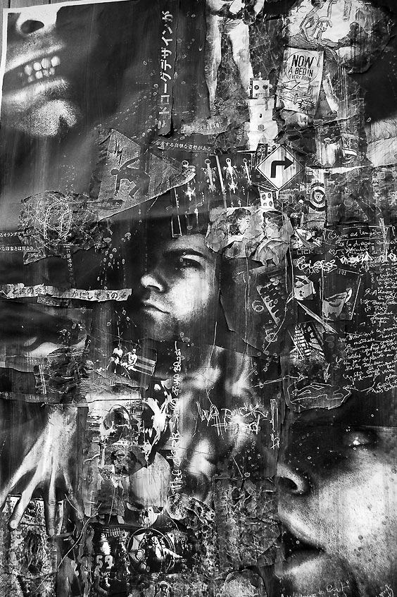 Collage à base de photocopies, gouache, textes réécrits aux feutres et stylo blanc.